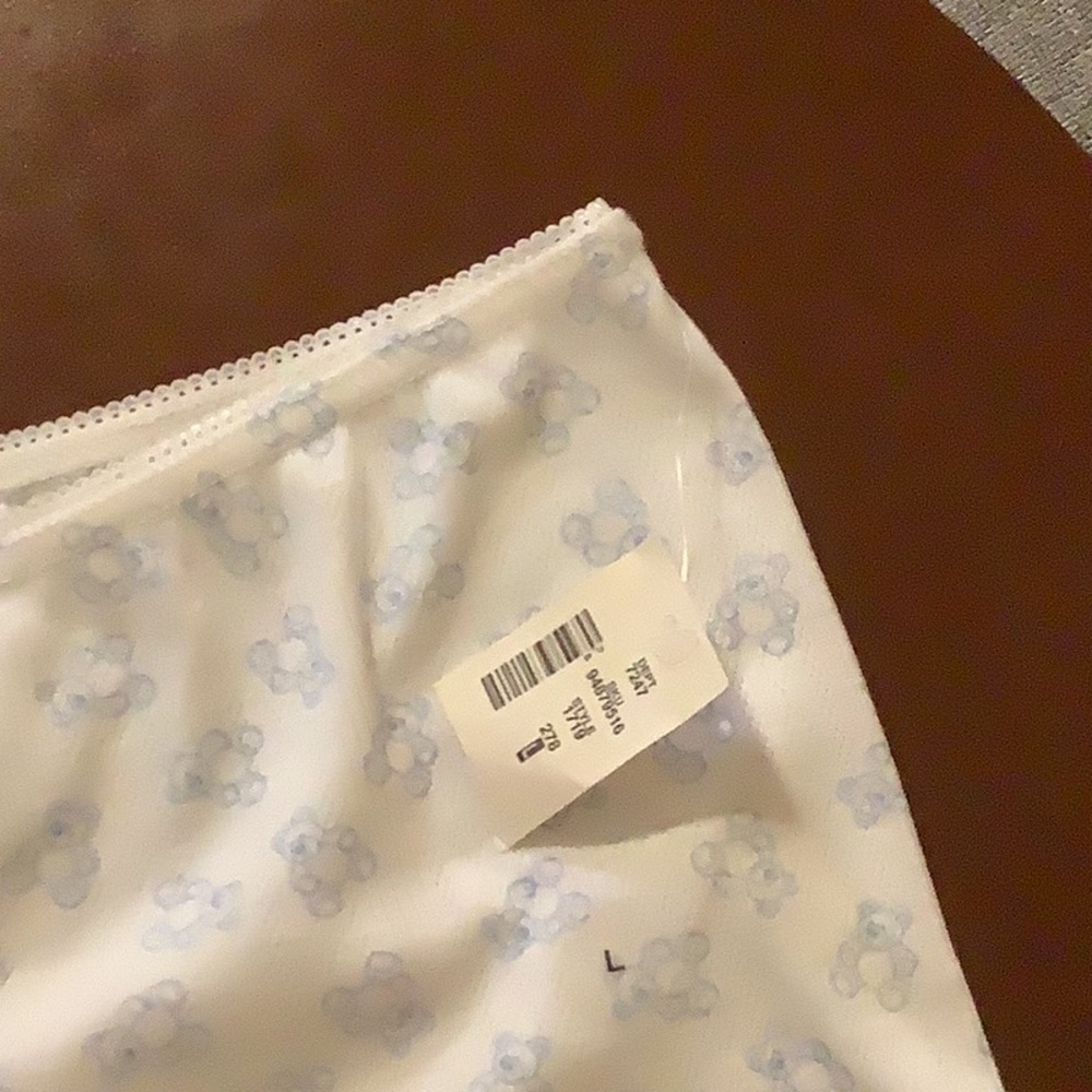 NWT Aeropostale White Patterned pajama bottom Large - Picture 3 of 4